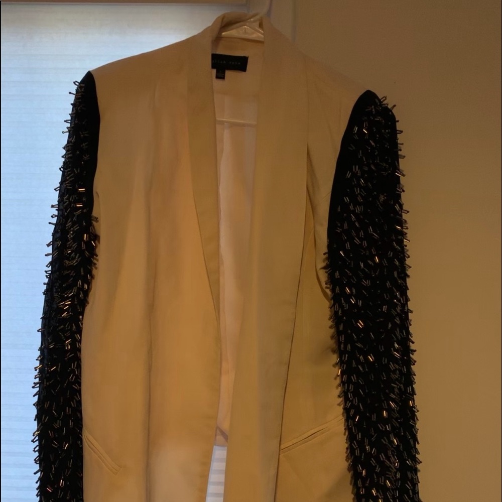 Chick two-color blazer with beads